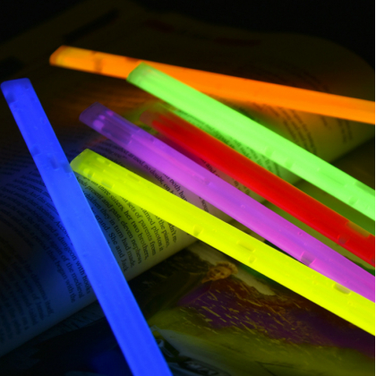 Glow in the dark armbandjes (breeklichten)