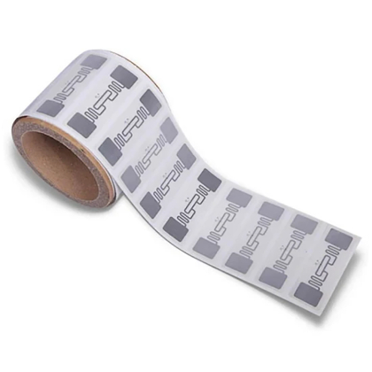 RFID-labels op rol