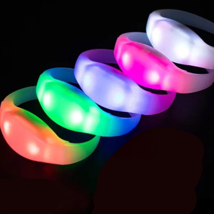 Lichtgevende Armbandjes met 4 LEDs