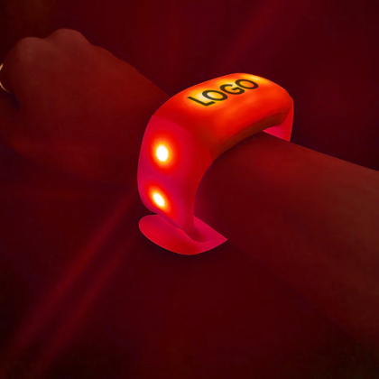 Lichtgevende LED-armbandjes met 10 LEDs bedrukt