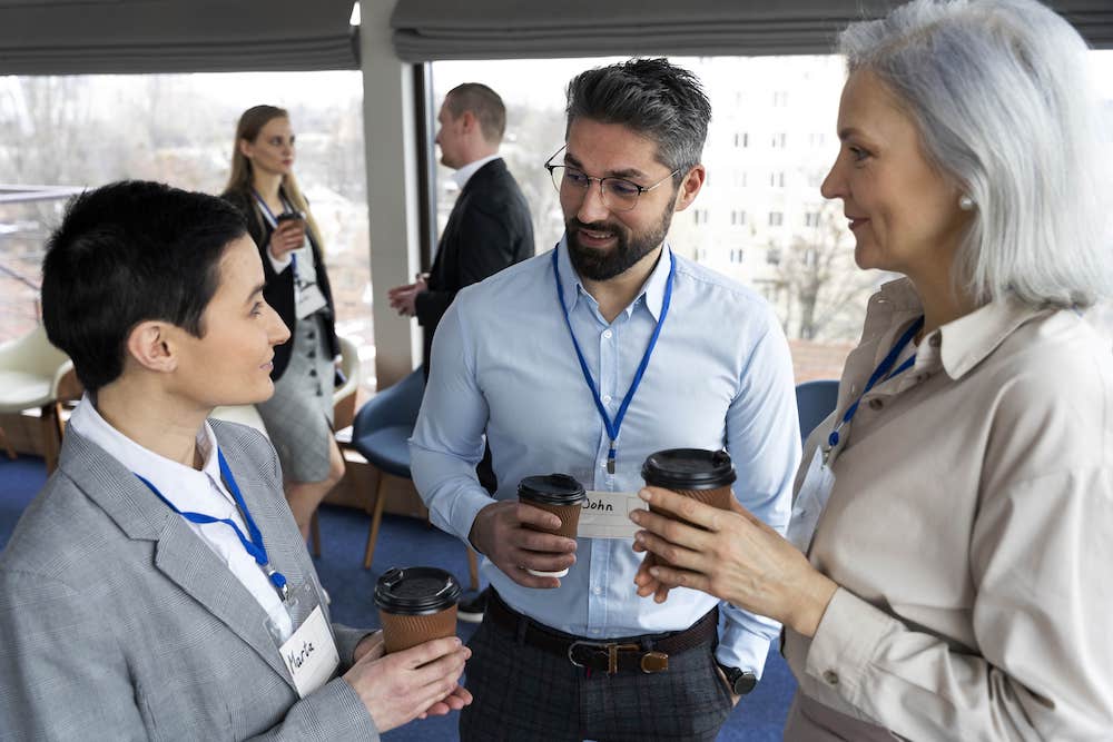 tour de cou networking_1.jpg